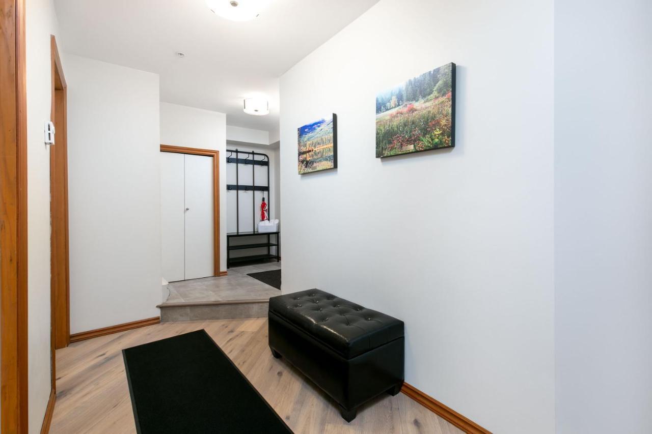 Glaciers Reach By Allseason Vacation Rentals Whistler Exterior photo
